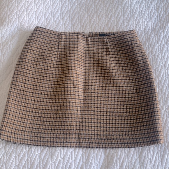 Adorable zipper wool skirt - Picture 1 of 1